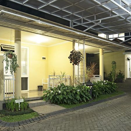 Riverstone Hotel & Cottage Batu  Exterior foto