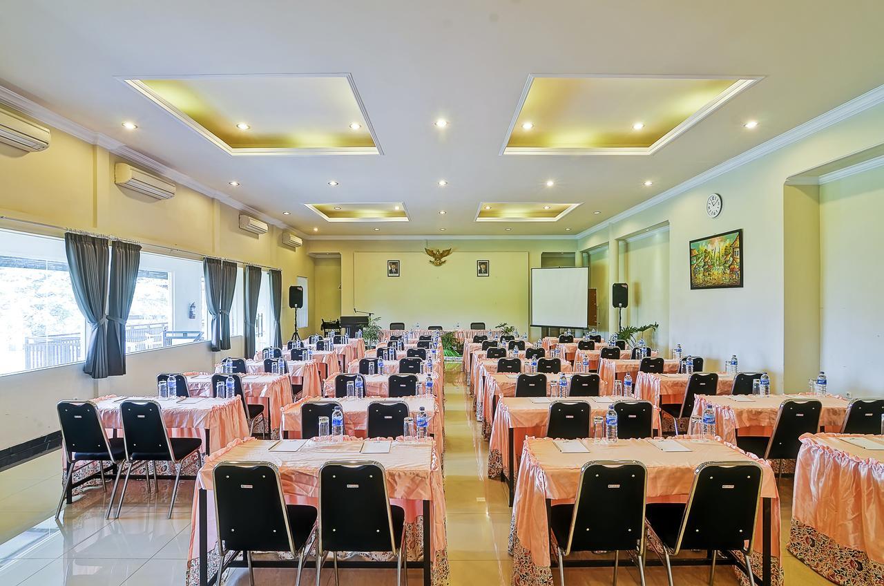 Riverstone Hotel & Cottage Batu  Exterior foto