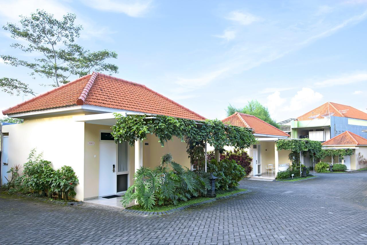 Riverstone Hotel & Cottage Batu  Exterior foto
